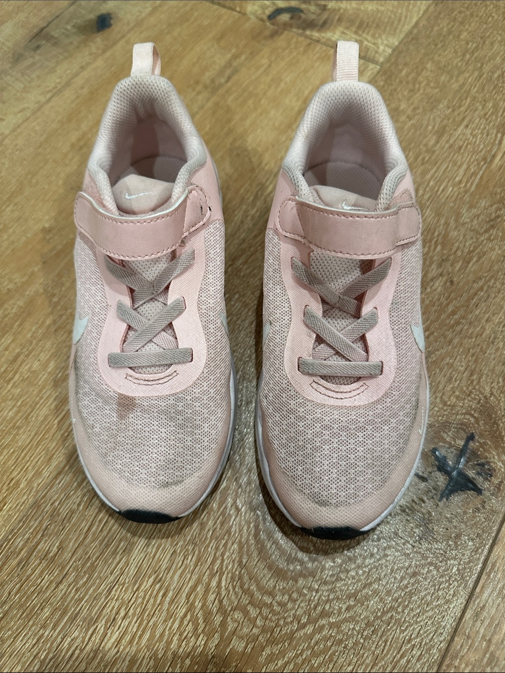 Nike Kids Pink Mesh Hook-and-Loop Sneakers